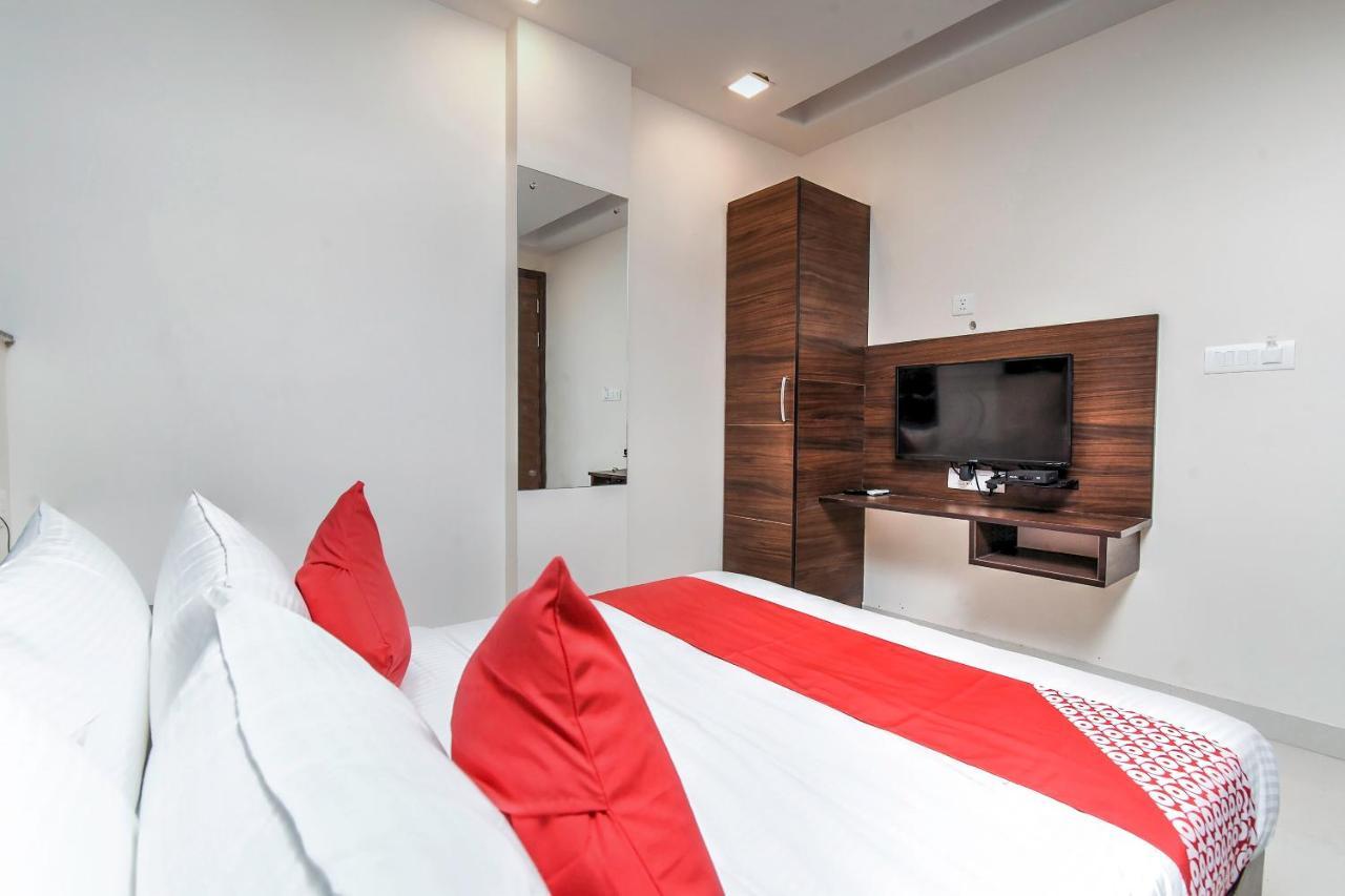 Oyo 79434 Hotel Green Villa Nagpur Bagian luar foto