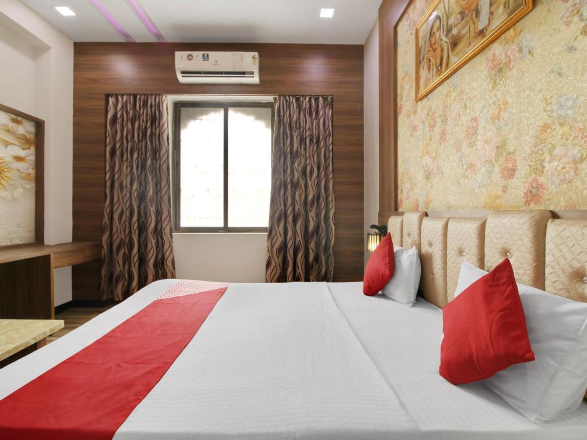 Oyo 79434 Hotel Green Villa Nagpur Bagian luar foto